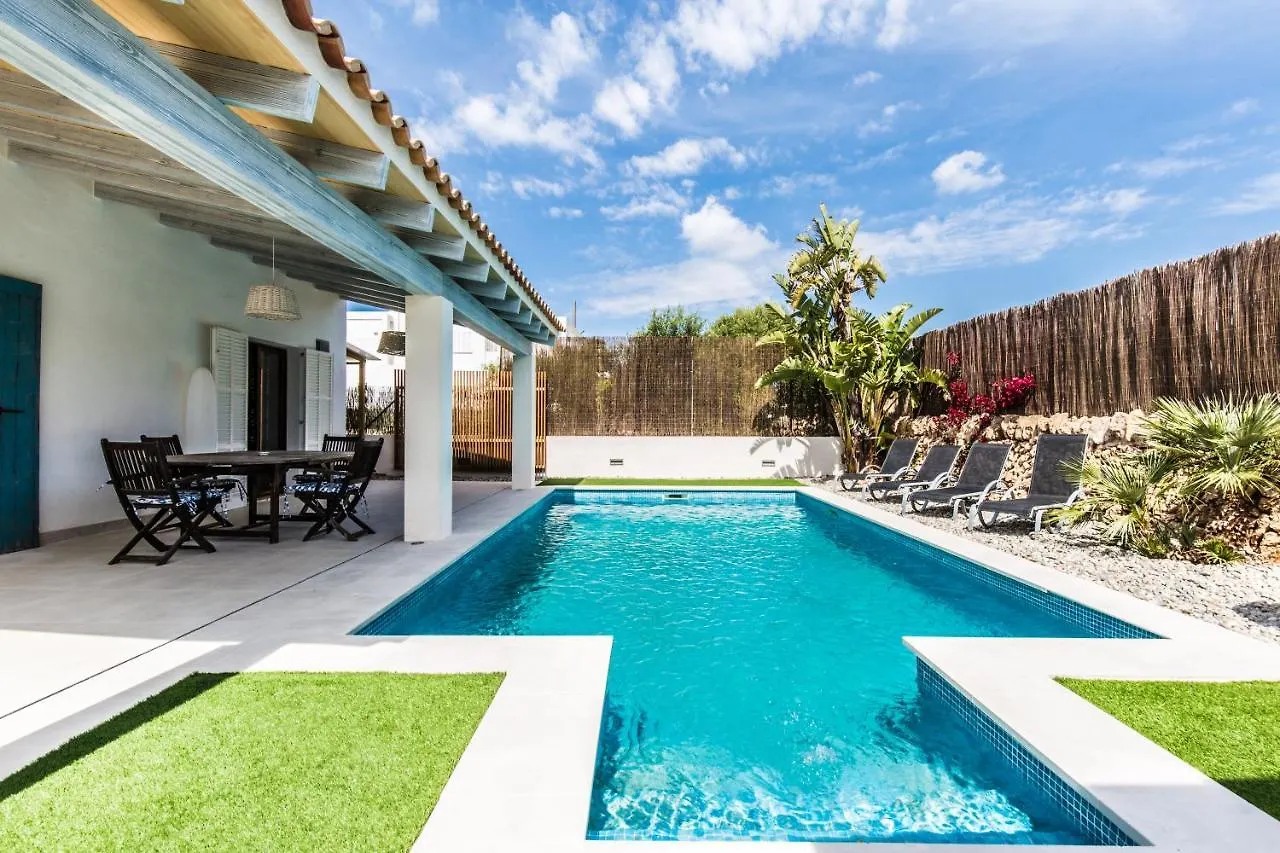 Villa Con Piscina Cerca Del Mar En Sa Rapita location