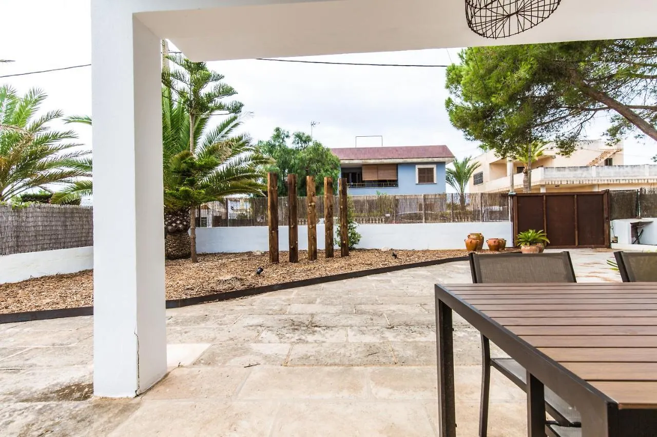 Villa Con Piscina Cerca Del Mar En Sa Ràpita Spanien